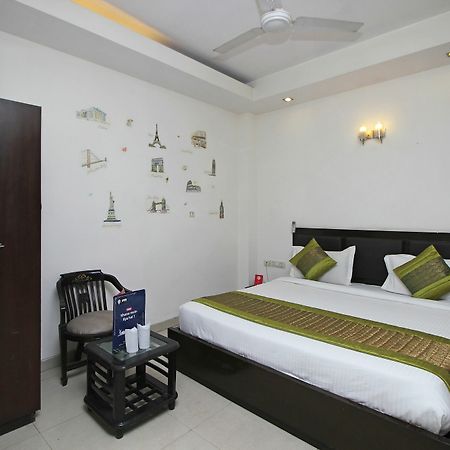 Oyo 9030 Hotel Delhi Airport Plaza Nuova Delhi Esterno foto