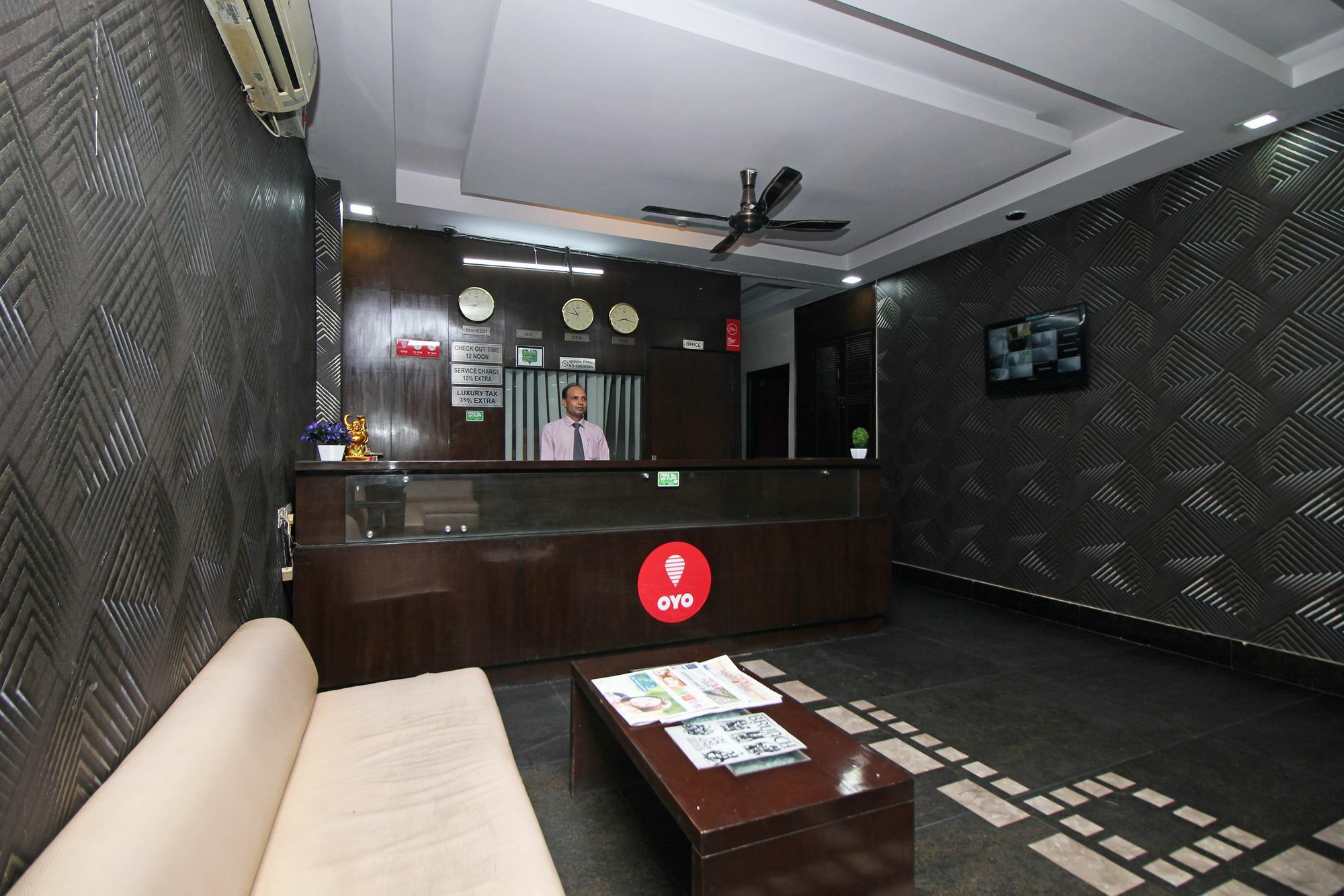 Oyo 9030 Hotel Delhi Airport Plaza Nuova Delhi Esterno foto