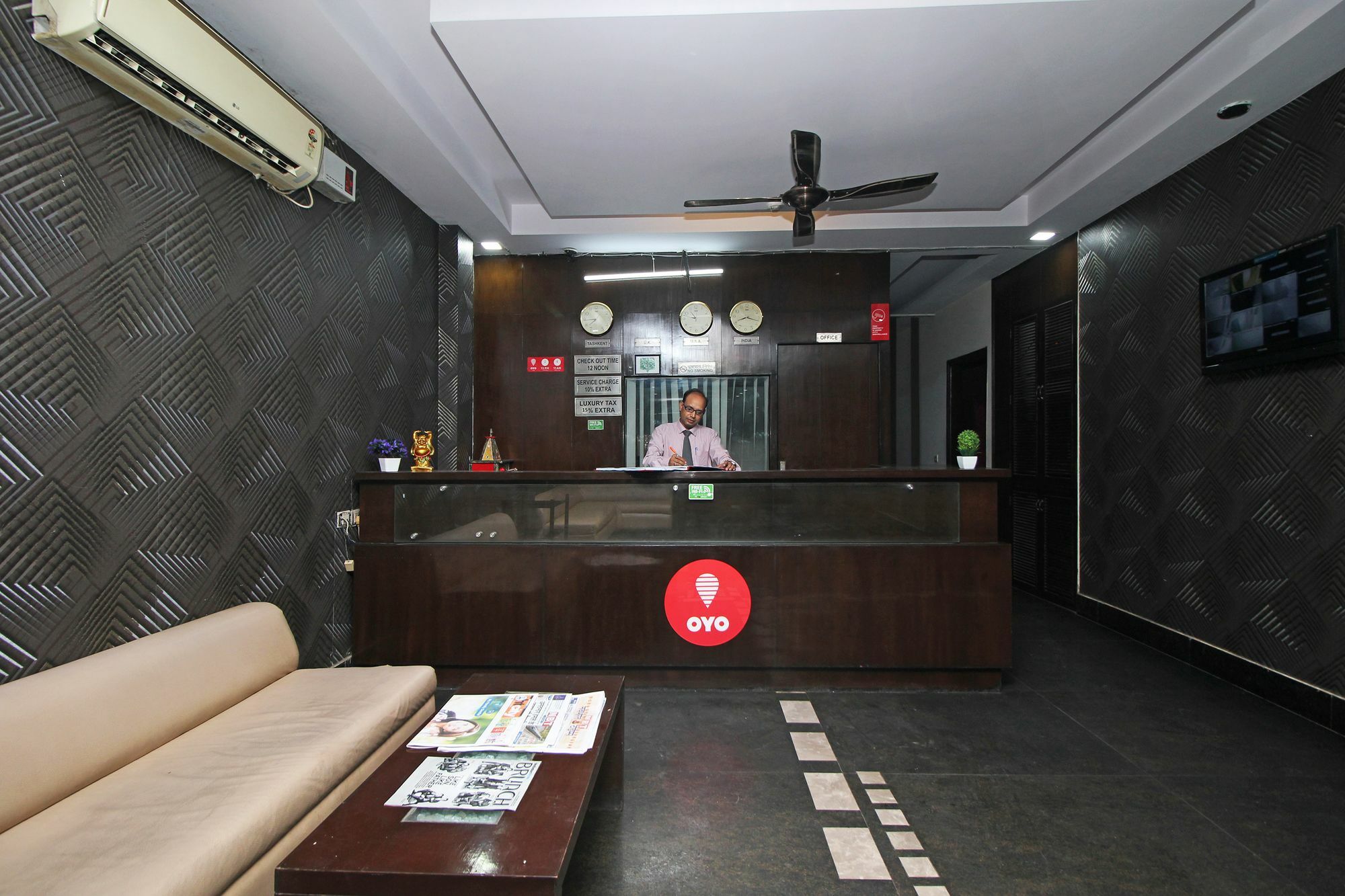 Oyo 9030 Hotel Delhi Airport Plaza Nuova Delhi Esterno foto